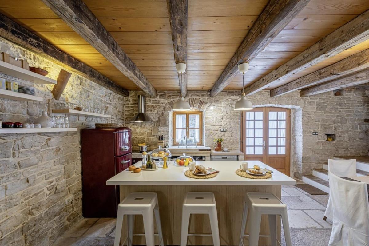 Una In Kranjcici - Haus Fuer 5-6 Personen Svetvincenat Ngoại thất bức ảnh