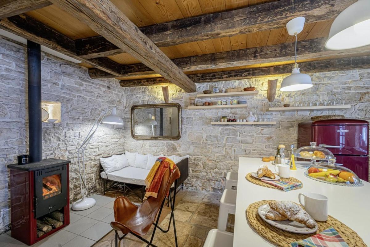 Una In Kranjcici - Haus Fuer 5-6 Personen Svetvincenat Ngoại thất bức ảnh